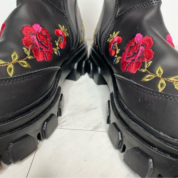 New! Farm Rio Boho Embroidered Flower Mid Chunky Boot 7 - Picture 11 of 16